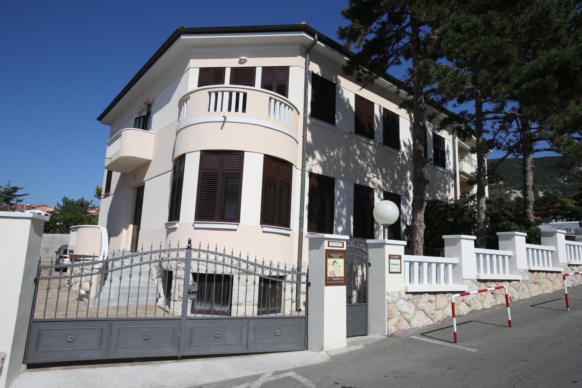 Apartment & Rooms Three Angels Baška Extérieur photo